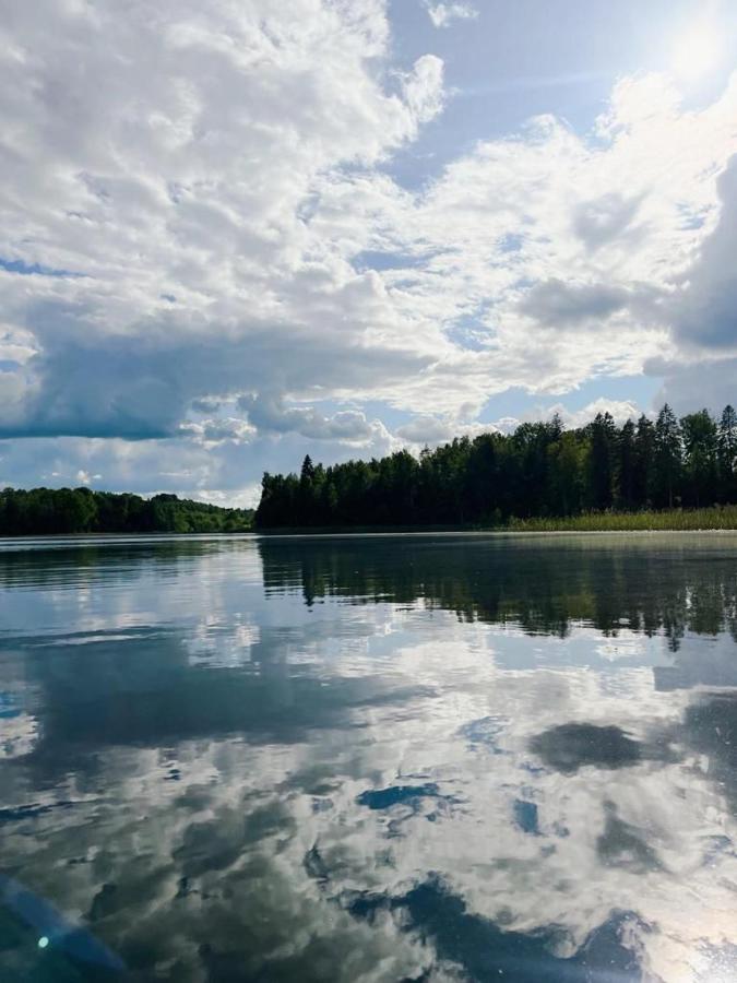 Brivdienu Maja Ezerkalni Dzirciems ภายนอก รูปภาพ